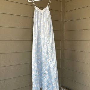 Vintage Givenchy Intimate Nightgown/Neglige/Gown/Sleepwear Size Small